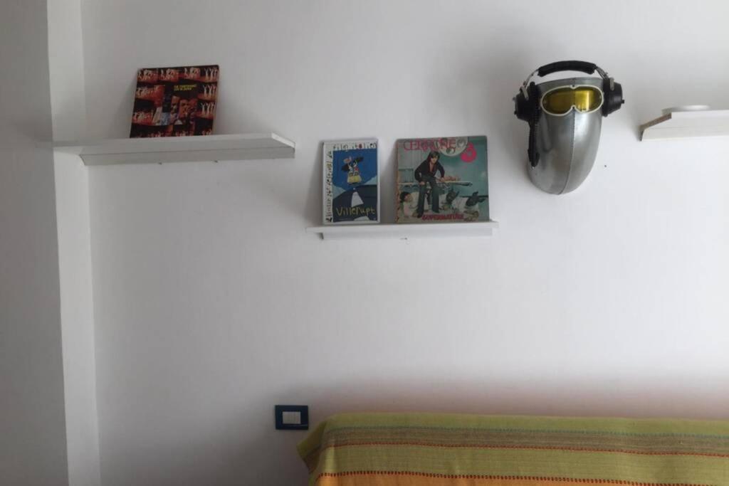 Grand F2 60Mq Centre Antibes, Proche Plages, Commerces, 2 Balcons, Parking, Train, Bus, Deco Vintage, Pet Friendly, Ideal Famille Ou 1-2 Couples Esterno foto