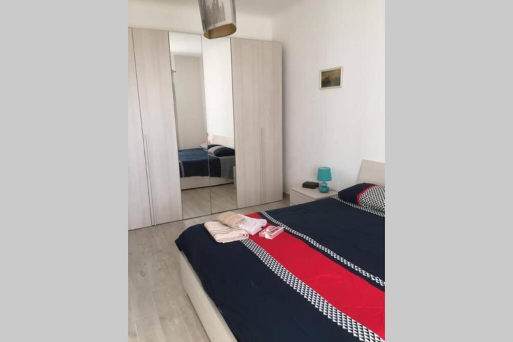 Grand F2 60Mq Centre Antibes, Proche Plages, Commerces, 2 Balcons, Parking, Train, Bus, Deco Vintage, Pet Friendly, Ideal Famille Ou 1-2 Couples Esterno foto