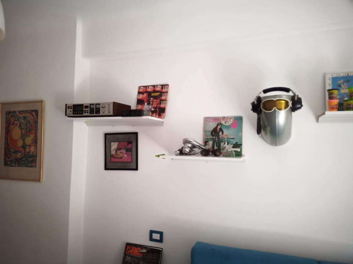 Grand F2 60Mq Centre Antibes, Proche Plages, Commerces, 2 Balcons, Parking, Train, Bus, Deco Vintage, Pet Friendly, Ideal Famille Ou 1-2 Couples Esterno foto